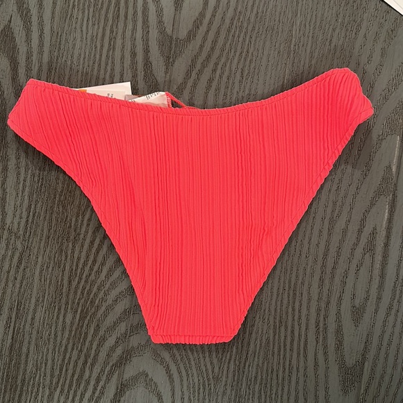 BECCA Swim - New with tags 🌴🌴🏖🏖 - Picture 5 of 10